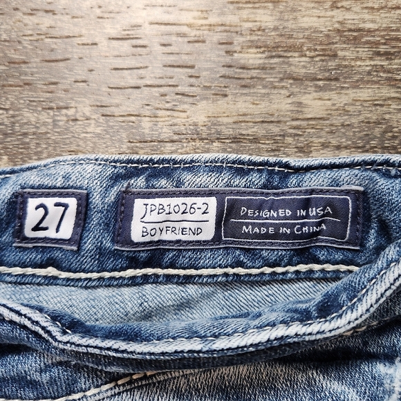 Miss Me Y2K Thick Stitch Boyfriend Distressed Denim Straight Leg Cropped Jeans - Picture 8 of 8